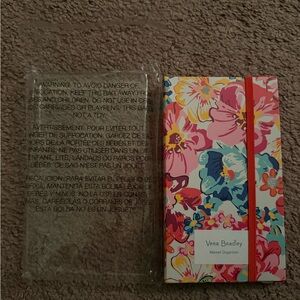 Vera Bradley Colorful Floral Market Organizer
